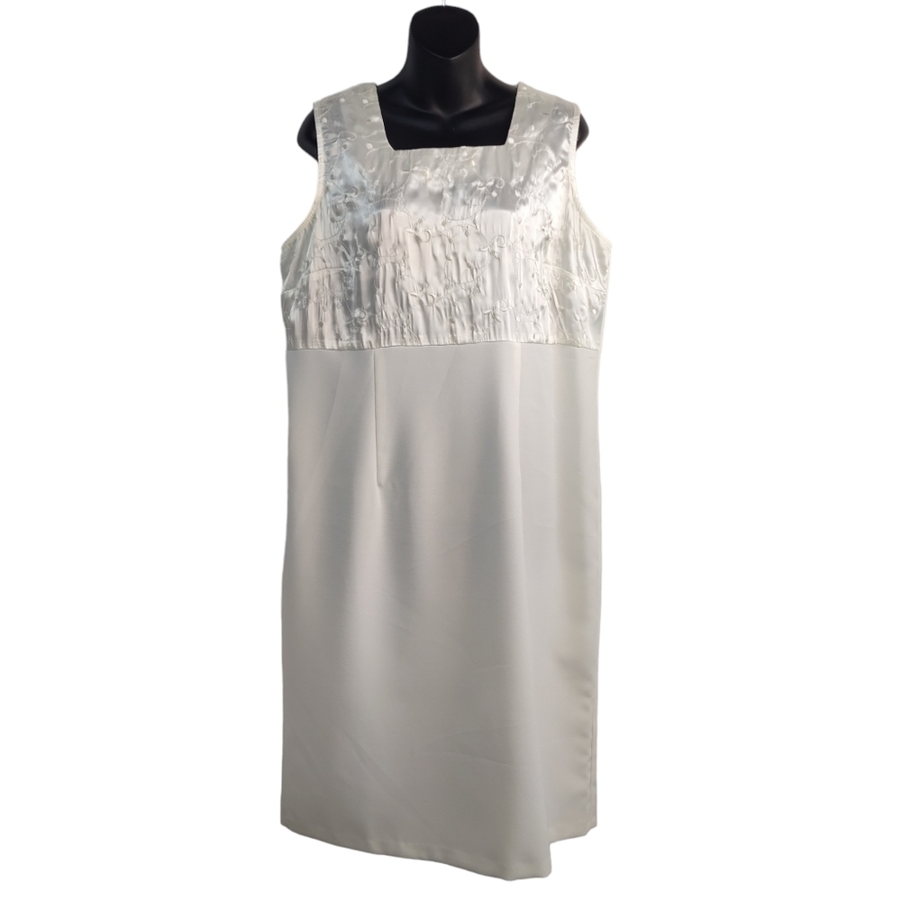 Helen Blake Women's Cream White Embroidered Sleeveless Dress 14